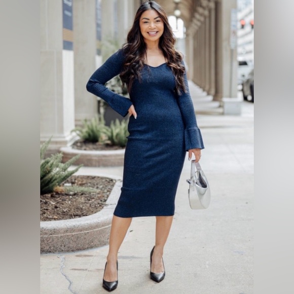 🫐NWT🫐 Loft Ribbed Trumpet Sleeve Midi Sweater dress - Picture 2 of 9